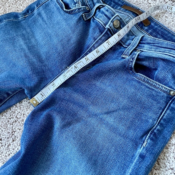 ❌SOLD❌ {Joe’s Jeans} Skinny Ankle Jeans - Picture 4 of 9